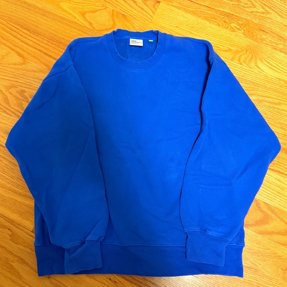 TNA Aritzia Cozy Fleece Crewneck Sweatshirt Size Medium Blue